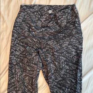 Lululemon Black and Gray Patterned Leggings